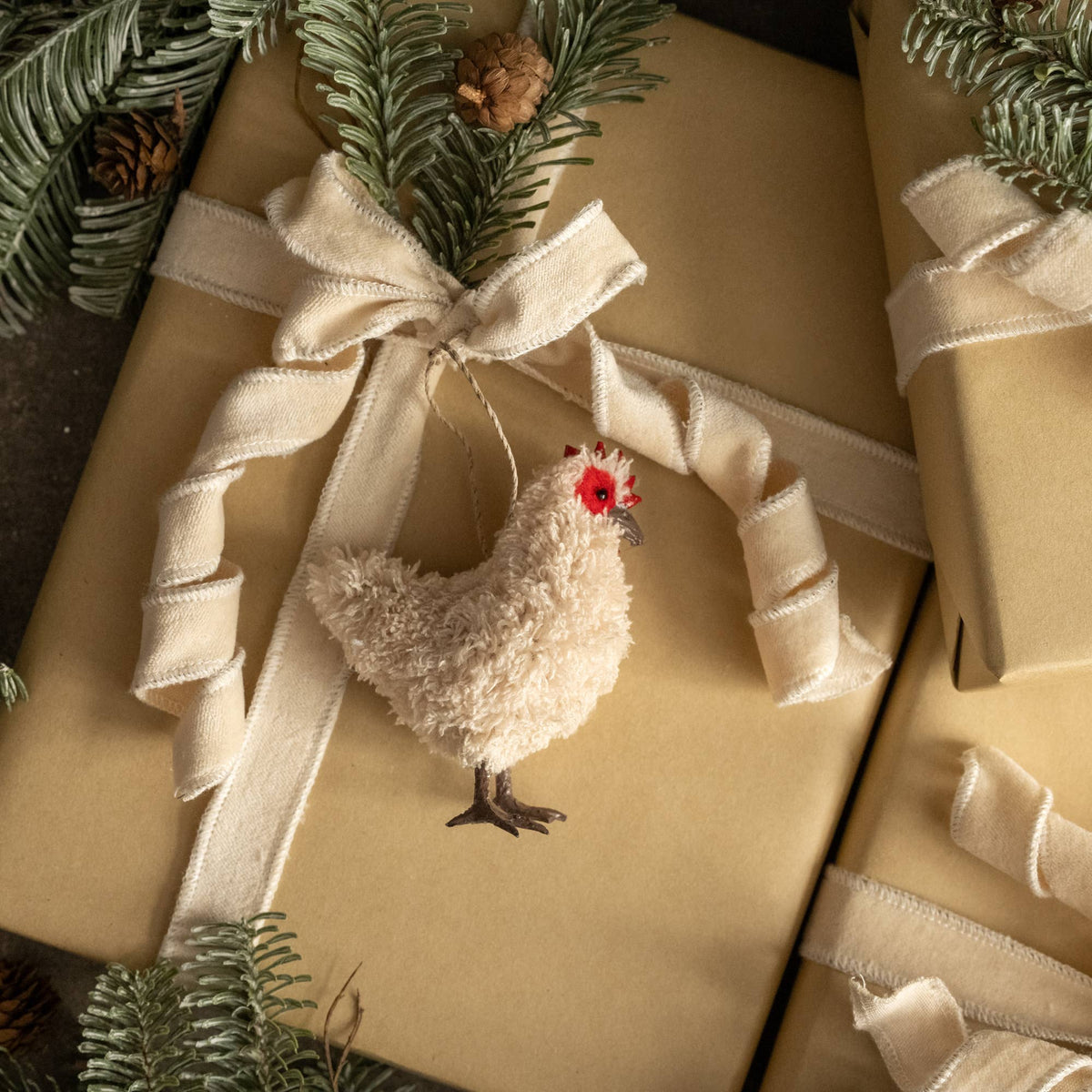 BEIGE HEN ORNAMENT