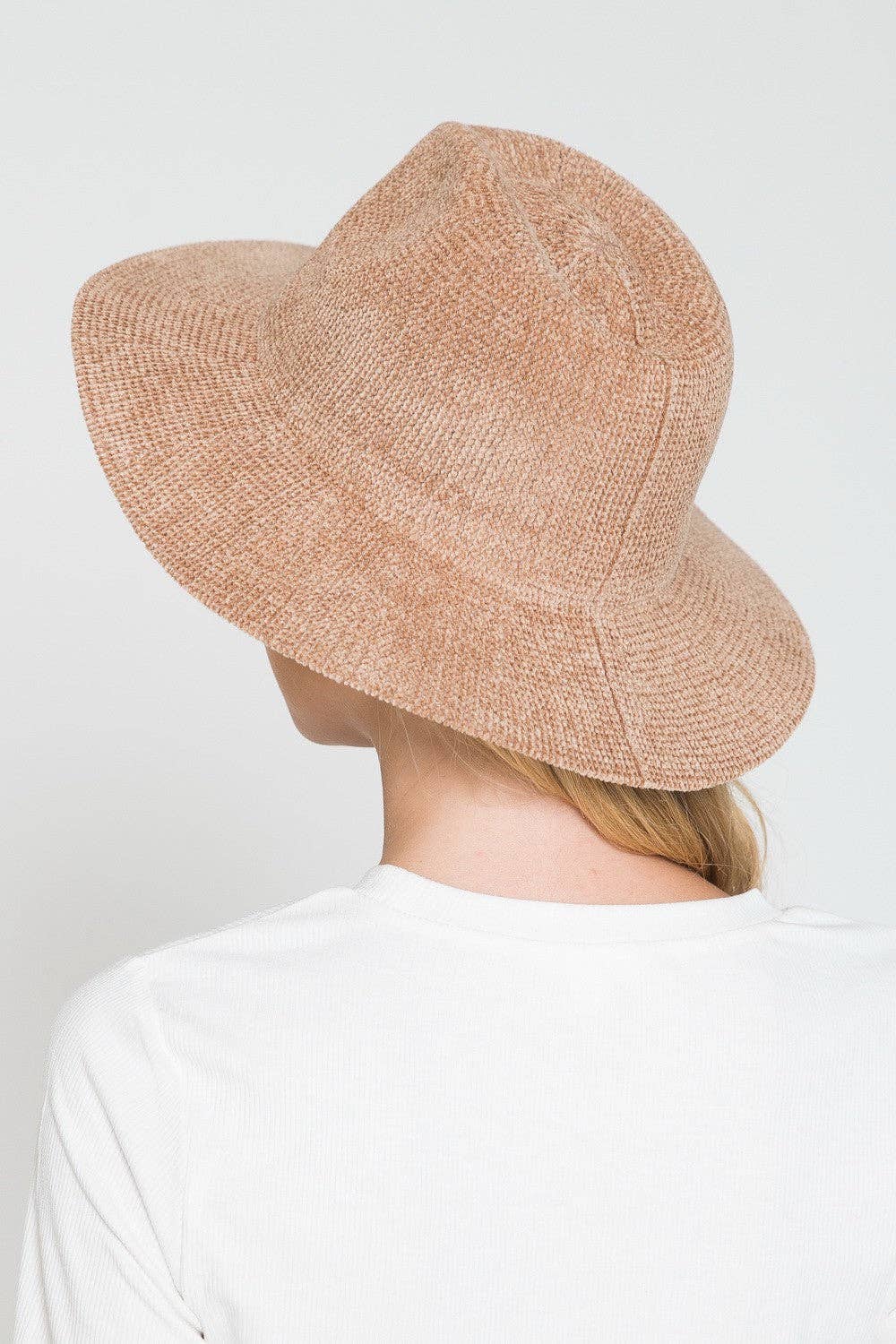 SOFTEST LIGHT WEIGHT VELVET FEDORA HAT | 40HW315